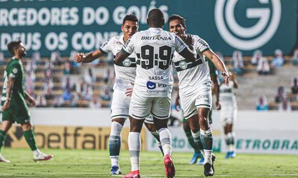 Coritiba empata com o Goiás por 3x3 em Goiânia